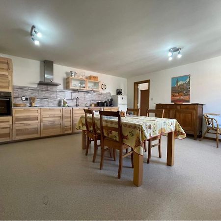 Spacieux Appartement Mons Dış mekan fotoğraf